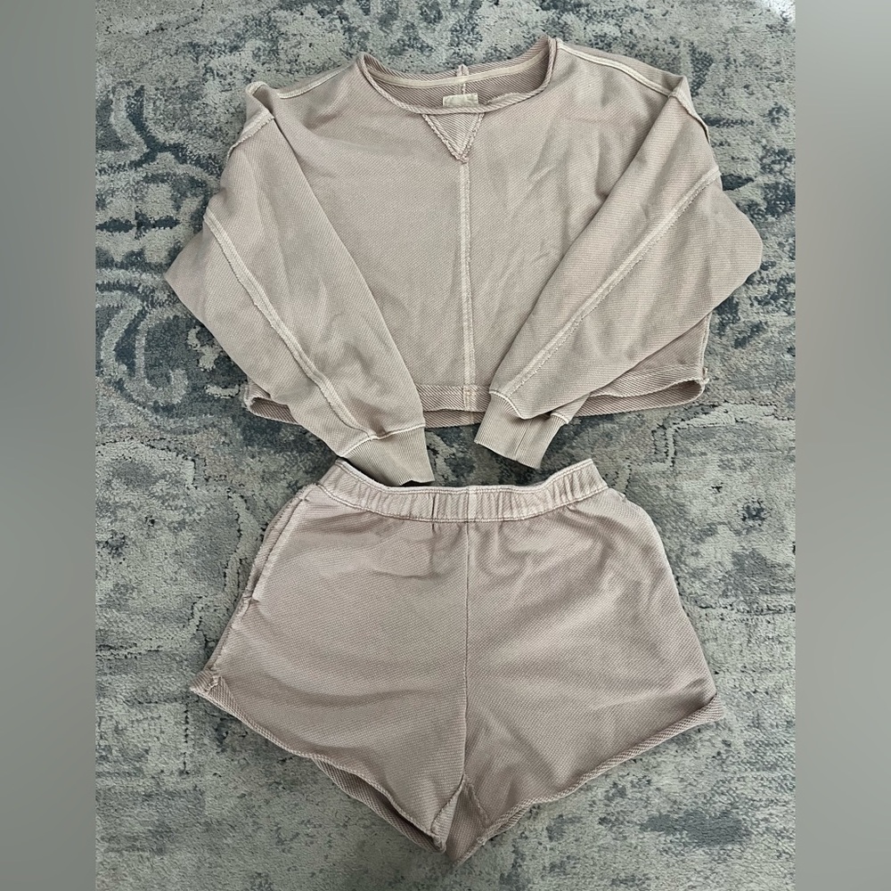 Aerie Cozy Beige Knit Set- note sizes in description.